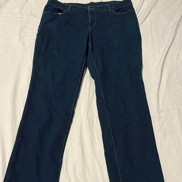 Dark Wash Straight Leg Jeans Size 20 - Picture 1 of 2